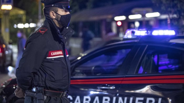 Blitz dei Carabinieri a Castellammare. Sono Sedici le persone oggetto di misure cautelari. Gli indagati sono ritenuti indiziati