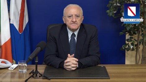 L'emendamento dedicato alle casse comunali di Napoli è frutto di un'intesa trasversale tra le forze politiche napoletane e campane. C'è una comunione di intenti per il bene della città. Un plauso a chi come Valeria Valente e Vincenzo Presutto sostiene una misura che potrebbe essere decisiva per Napoli. Ora l'appello è a tutte le forze in campo al Governo, al senso di responsabilità, non a vantaggio di una singola città, ma per il bene di tutta la nazione, sostenendo gli emendamenti salva comune.