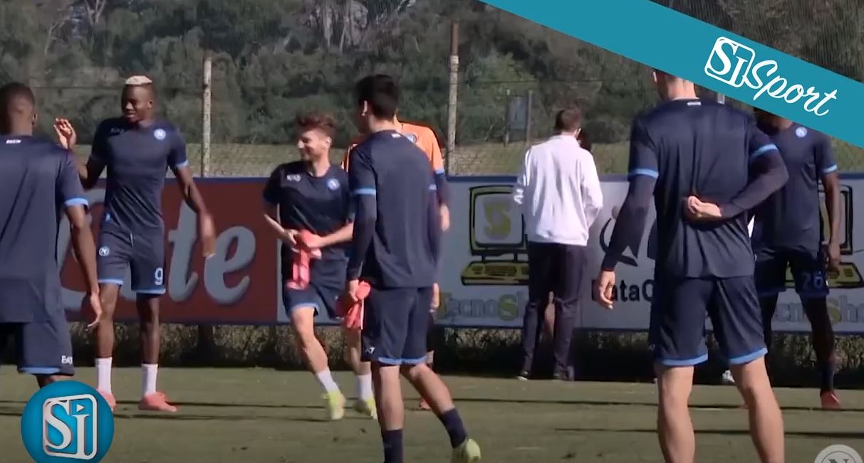 Forse il destino dell’Italia è nei piedi di Lorenzo Insigne. Il ct Mancini ripone piena fiducia in Lorenzo il magnifico