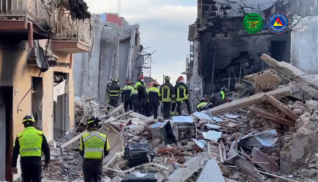 Si aggrava bilancio della tragedia di Ravenusa. Dopo una notte di ricerche ai primi tre cadaveri estratti dalle macerie nelle ore successive