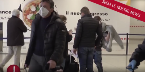 I viaggiatori vaccinati che provengono da altre aree Ue non dovranno più effettuare un tampone prima di partire. Il Ministro della Salute