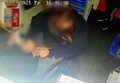 Al termine di una complessa attività investigativa coordinata dalla Sezione Seconda della Procura della Repubblica