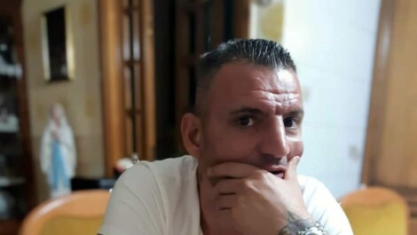 Ferdinando Tagliaferri, 47 anni, è stato raggiunto da diversi colpi di arma da fuoco, esplosi nella notte fra il 2 e il 3 febbraio nel rione Salicelle