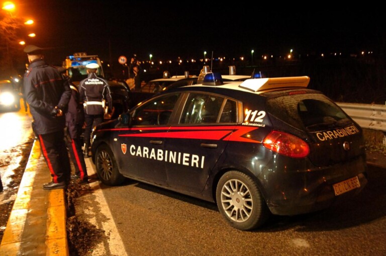 https://www.sicomunicazione.it/2022/02/02/auto-speronate-e-capovolte-arresto-con-inseguimento-da-film/