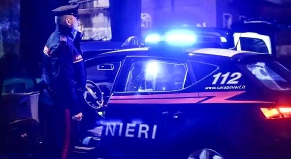 Tre pizzerie di Frattamaggiore sono state colpite da proiettili niella notte. I locali obiettivo dei raid sono Anema e pizza