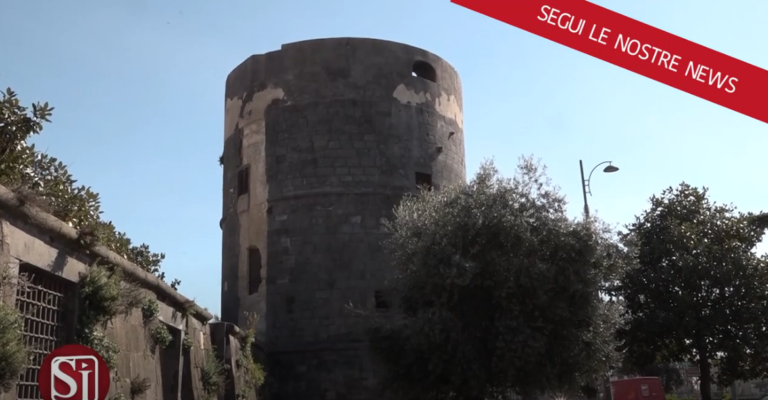Torri Aragonesi. Dopo qualche giorno dall’operazione di pulizia la situazione non sembra essere cambiata con la presenza