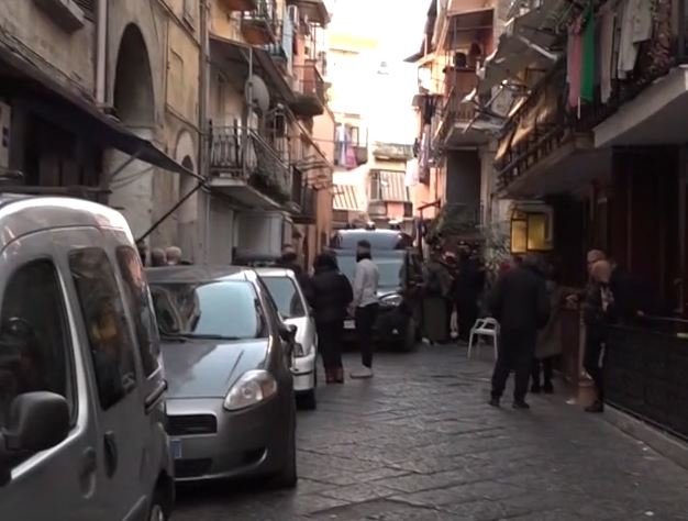 la testimonianza di Oleva Donchack, la donna russa che lo scorso 10 marzo a Napoli, ha salvato dalle fiamme la figlia di 5 anni di Anastasii