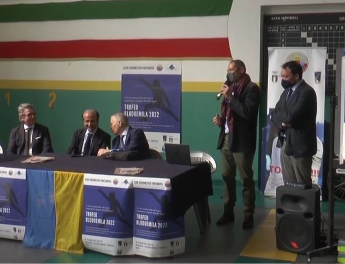 La città di Napoli è pronta a godersi un weekend di scherma il PalaVesuvio, infatti, ospiterà dal 18 al 20 marzo il trofeo Bluduemila
