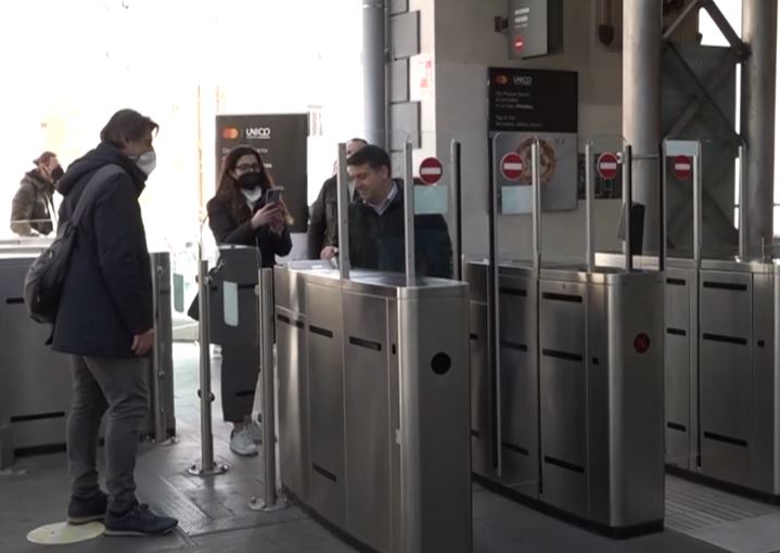 EAV ed il Consorzio Unico Campania hanno annunciato l’estensione del progetto EMV con sistema Tap&Go sulle linee Flegree