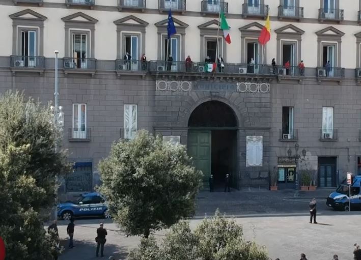 A più di sei mesi dalle ultime elezioni comunali Napoli non ha ancora degli assessori per le sue municipalità