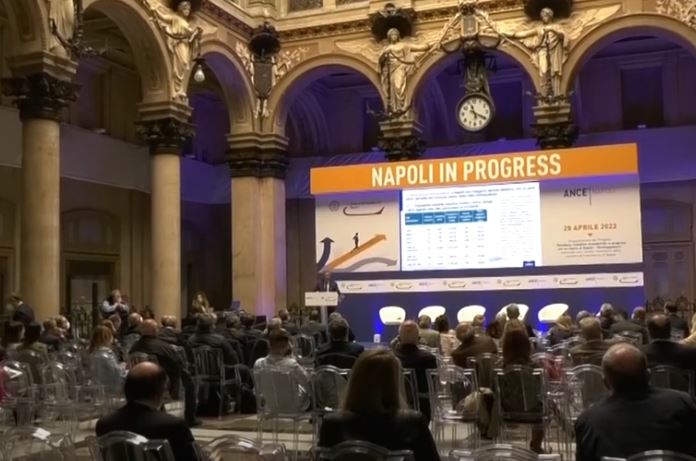 Una mappatura geolocalizzata dei progetti di sviluppo economico dell’area metropolitana di Napoli, di iniziativa sia pubblica che privata