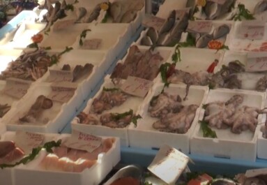 L’impennata dei prezzi legata alla guerra russa in Ucraina prosegue senza controllo e, a quasi tre mesi dall’inizio del conflitto