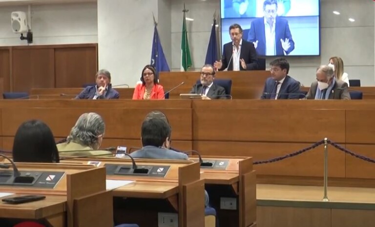 gli studenti conoscono meglio Savastano di “Gomorra” piuttosto che gli eroi dell’antimafia come don Peppe Diana o don Maurizio Patriciello