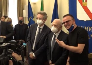"L'organizzazione non è stata semplicissima" lo ha detto lo stesso Gigi D’Alessio nel corso della conferenza stampa di presentazione