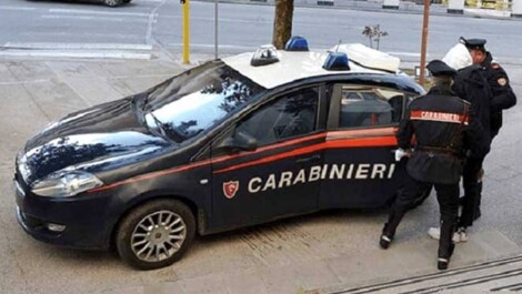 Non è stato un gesto semplice, quello di un uomo di Ercolano che ha sorpreso il figlio con un ingente quantitativo di droga