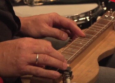 Il norvegese Eivind Aarset torna a esibirsi in Campania in occasione dell’ultima serata del Pomigliano Jazz Festival