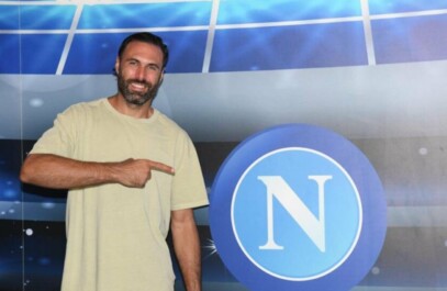Sirigu è ufficialmente un giocatore del #Napoli dopo gli accordi e le visite mediche a Villa Stuart, il portiere campione d'Europa