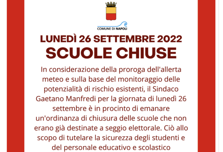 Maltempo a Napoli Chiusura scuole