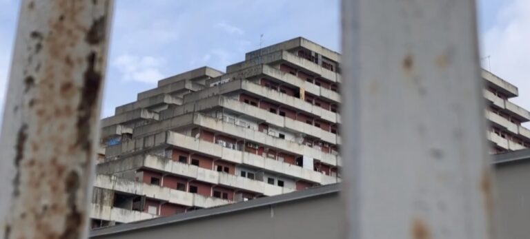 duplice arresto a scampia estorsione