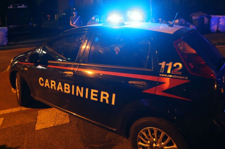 manda all'ospedale la mamma e la zia