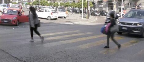 sicurezza stradale piazza sannazzaro mergellina investita donna