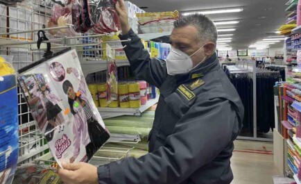 Mascherine guardia finanza