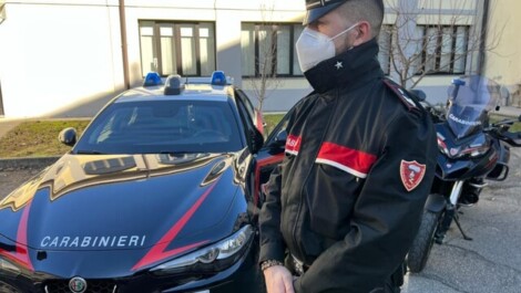 Sequestrata a Varcaturo un'officina meccanica di oltre 300 metri quadrati risultata completamente abusiva
