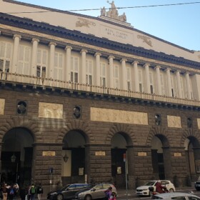 "Nei prossimi giorni incontrerò i lavoratori del teatro San Carlo per ascoltarli e capire le motivazioni di questo sciopero". Queste le parole del sindaco di Napoli, Gaetano Manfredi, a margine del convegno "Verso il secondo vertice Onu sui sistemi alimentari sostenibili: l'Italia presenta Agritech"