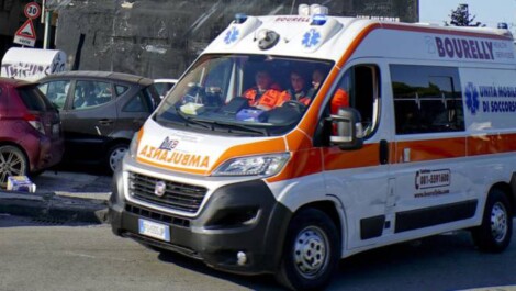 Oltre 100 volontari si sono recati oggi al centro trasfusionale dell'ospedale Cardarelli per donare il sangue. Questo a seguito dell'incidente dei due ricercatori del Cnr che si è verificato in tangenziale di Napoli lo scorso venerdì