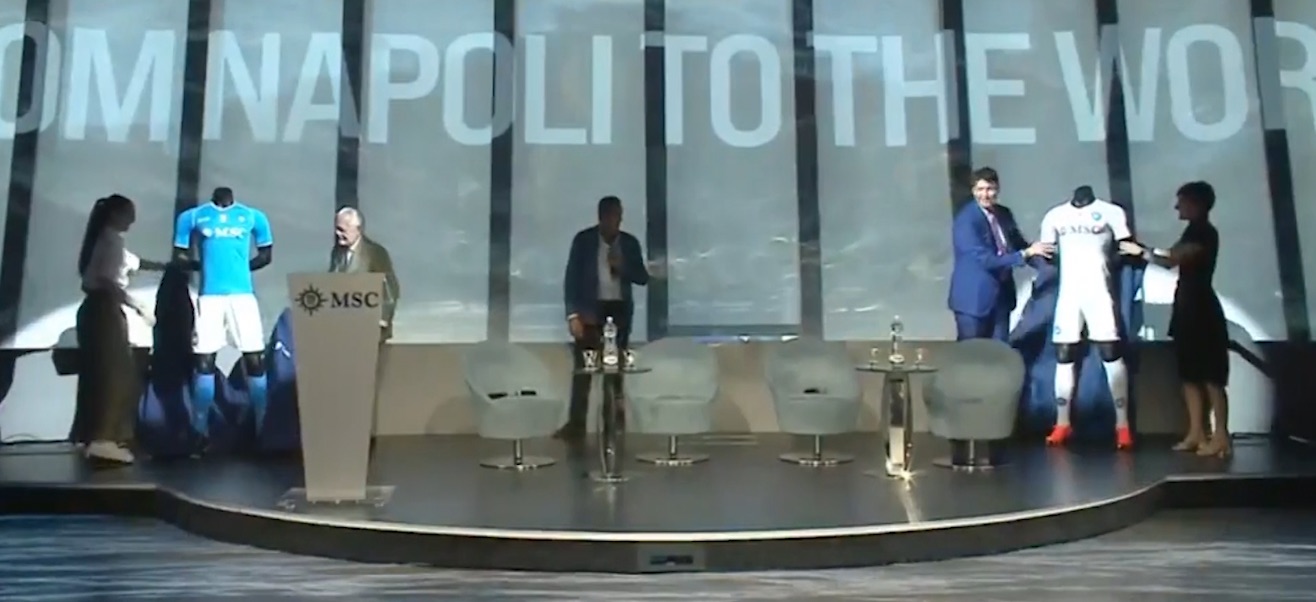 presentate le nuove divise del napoli a bordo di una nave msc