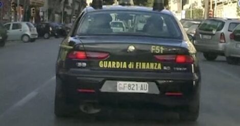 377mila prodotti non conformi: il sequestro della GDF di Salerno