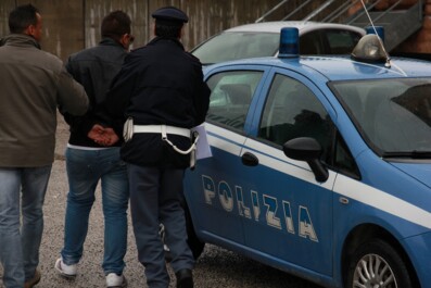 38enne arrestato per stalking a napoli