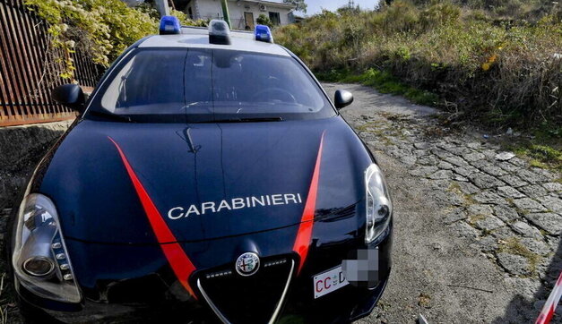 immagini auto carabinieri