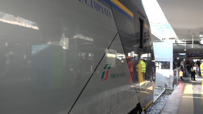 nuovi treni rock in Campania