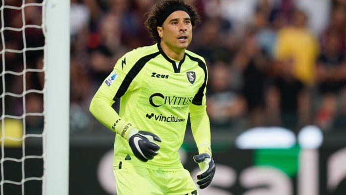 SALERNITANA OCHOA