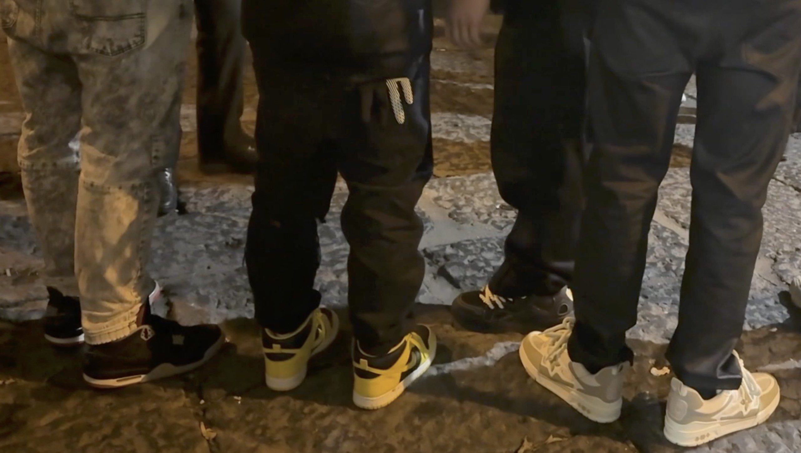 12enne pestato mazze spranghe barra