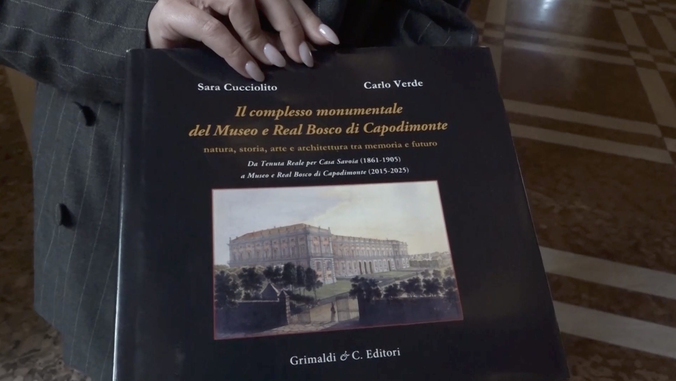 libro bosco museo capodimonte