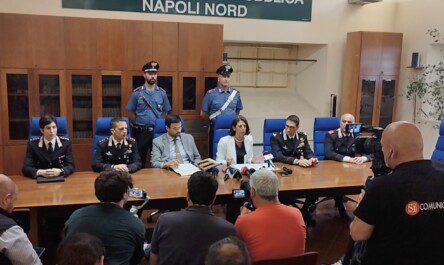 conferenza stampa procura napoli nord femminicidio afragola