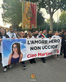 fiaccolata martina femminicidio afragola 14 anni