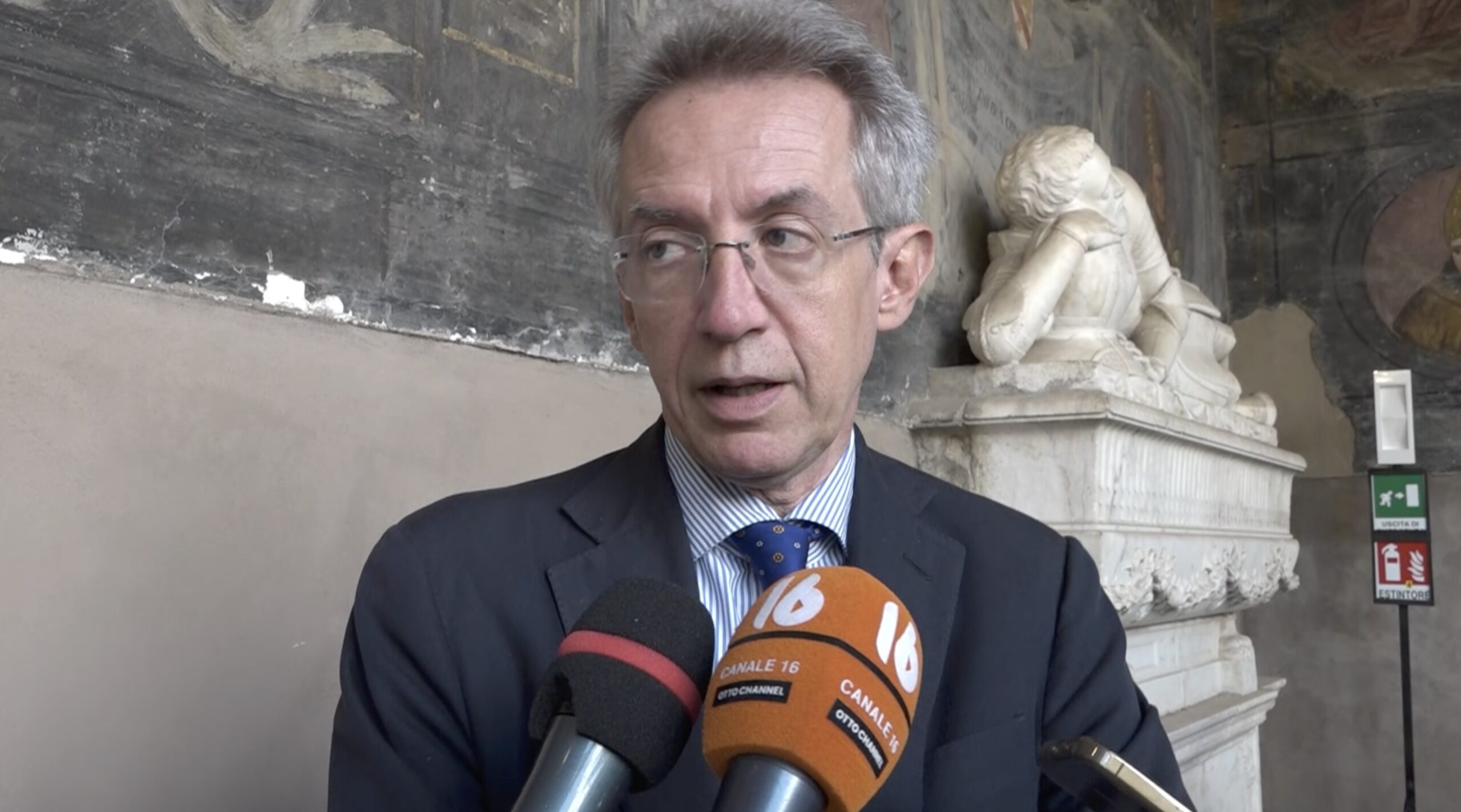 gaetano manfredi sindaco napoli terremoto oggi