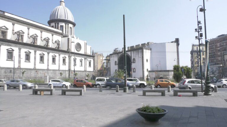 accoltellato porta capuana