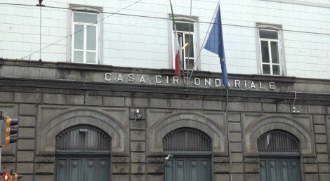 esterno carcere poggioreale napoli