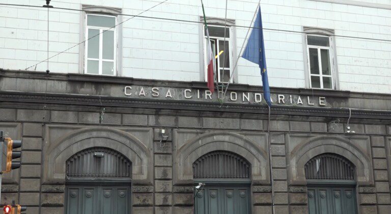 esterno carcere poggioreale napoli