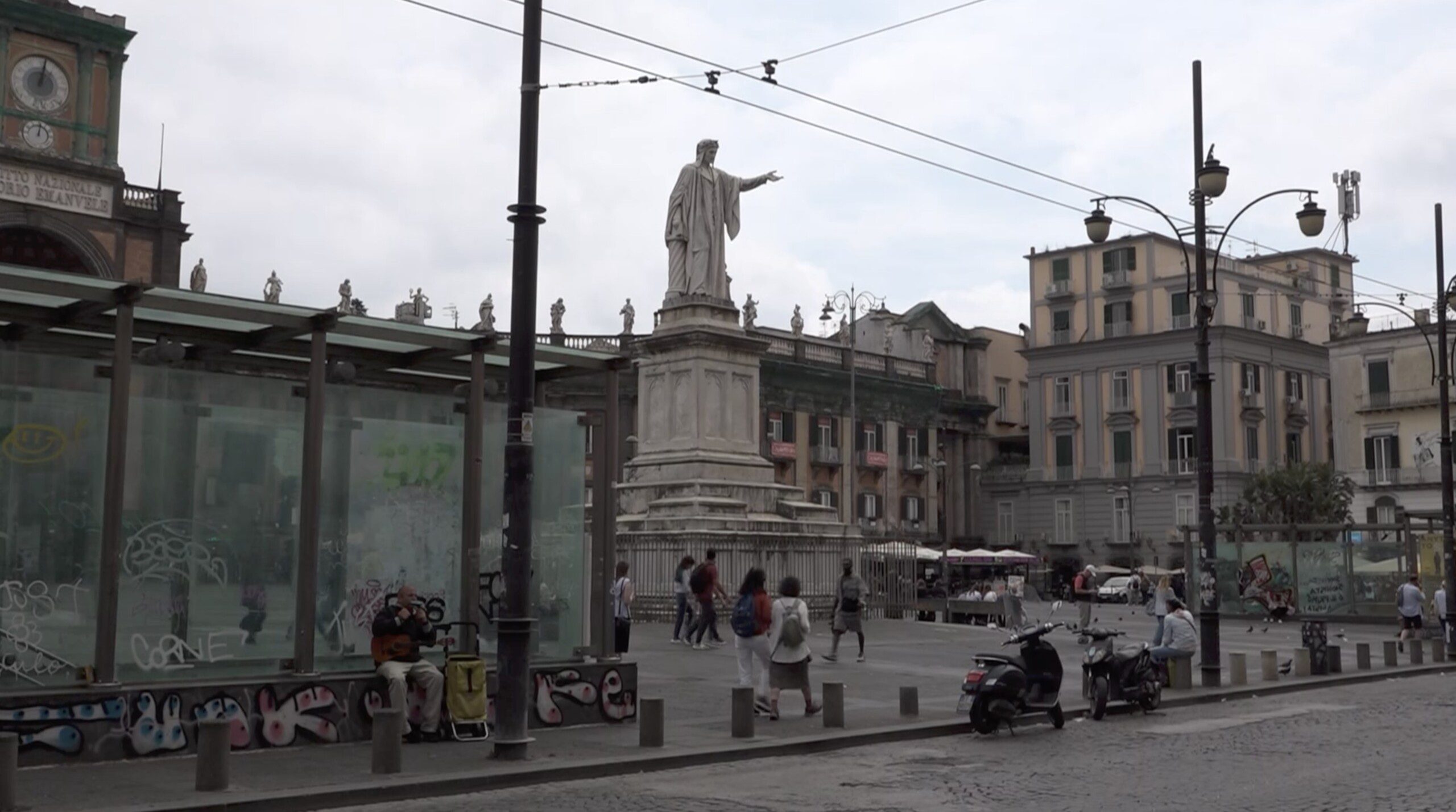 piazza dante pestaggio