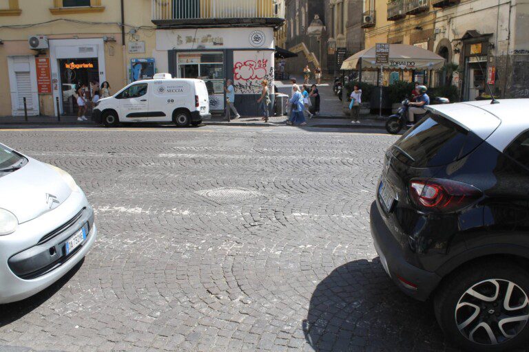 strisce pedonali pericolo attraversamento