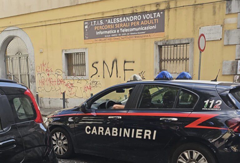 tentato omicidio 17enne 18enne martellate scuola volta