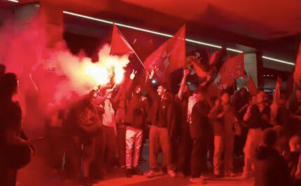Global Sumud Flotilla, sit-in dei proPal nella stazione di Garibaldi