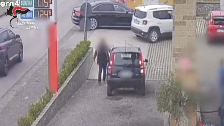 aggressione ex marito arrestato somma vesuviana