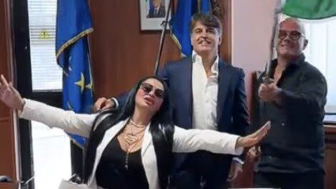 Flop in regione Di Fenza