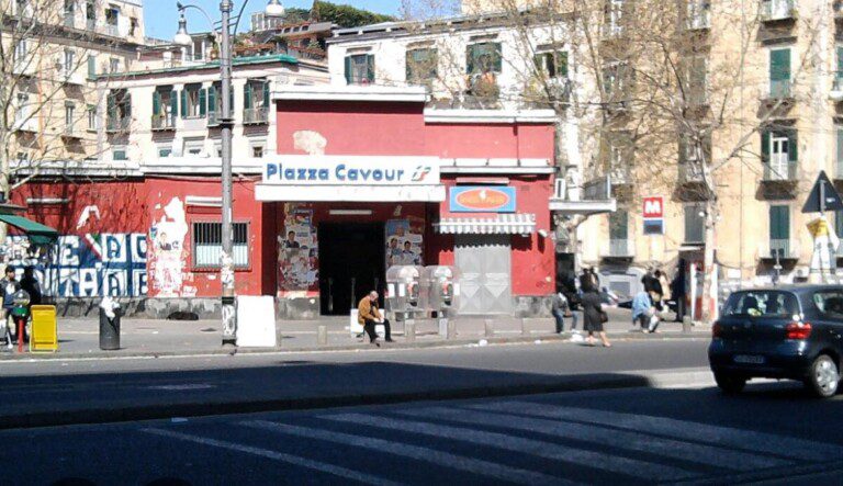 metro linea 2 piazza cavour